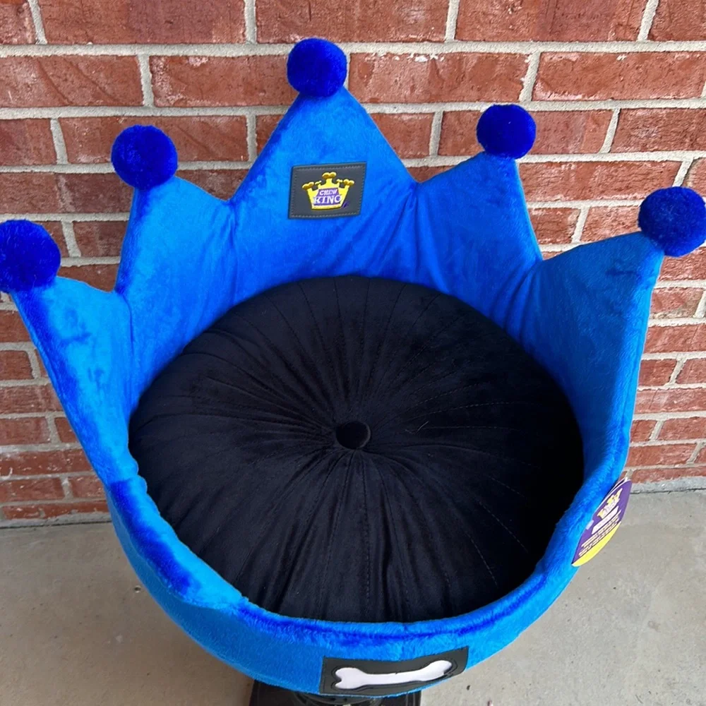 Chew King Small Pet Royal Blue Crown Pet Bed